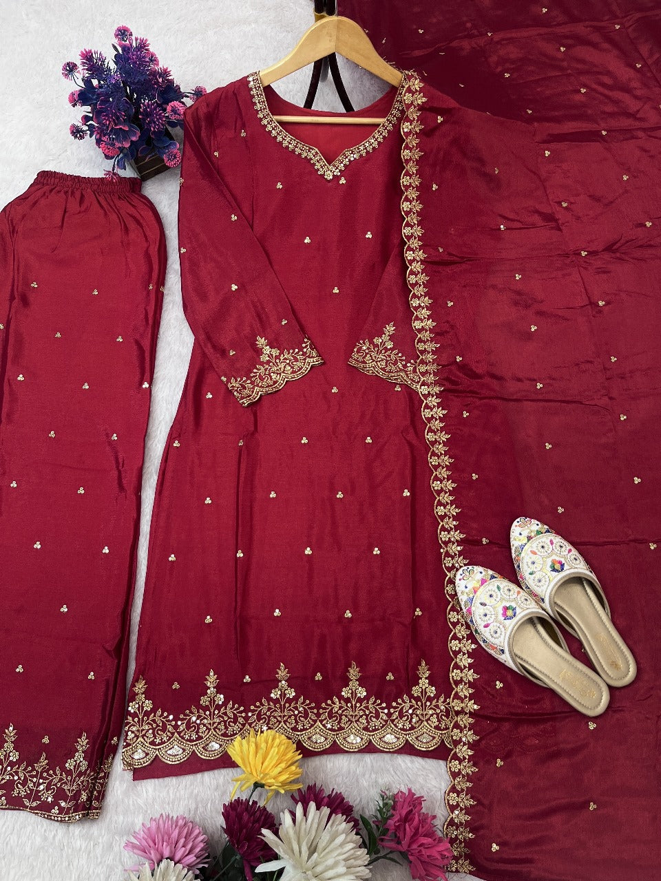 πΈβ¨ AC-7071 β¨πΈ
π Festival Special Pure Chinon Silk Embroidered Sequence Top-Plazzo with Dupatta Set π