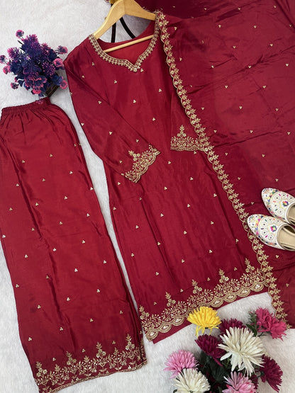 🌸✨ AC-7071 ✨🌸

💃 Festival Special Pure Chinon Silk Embroidered Sequence Top-Plazzo with Dupatta Set 💃