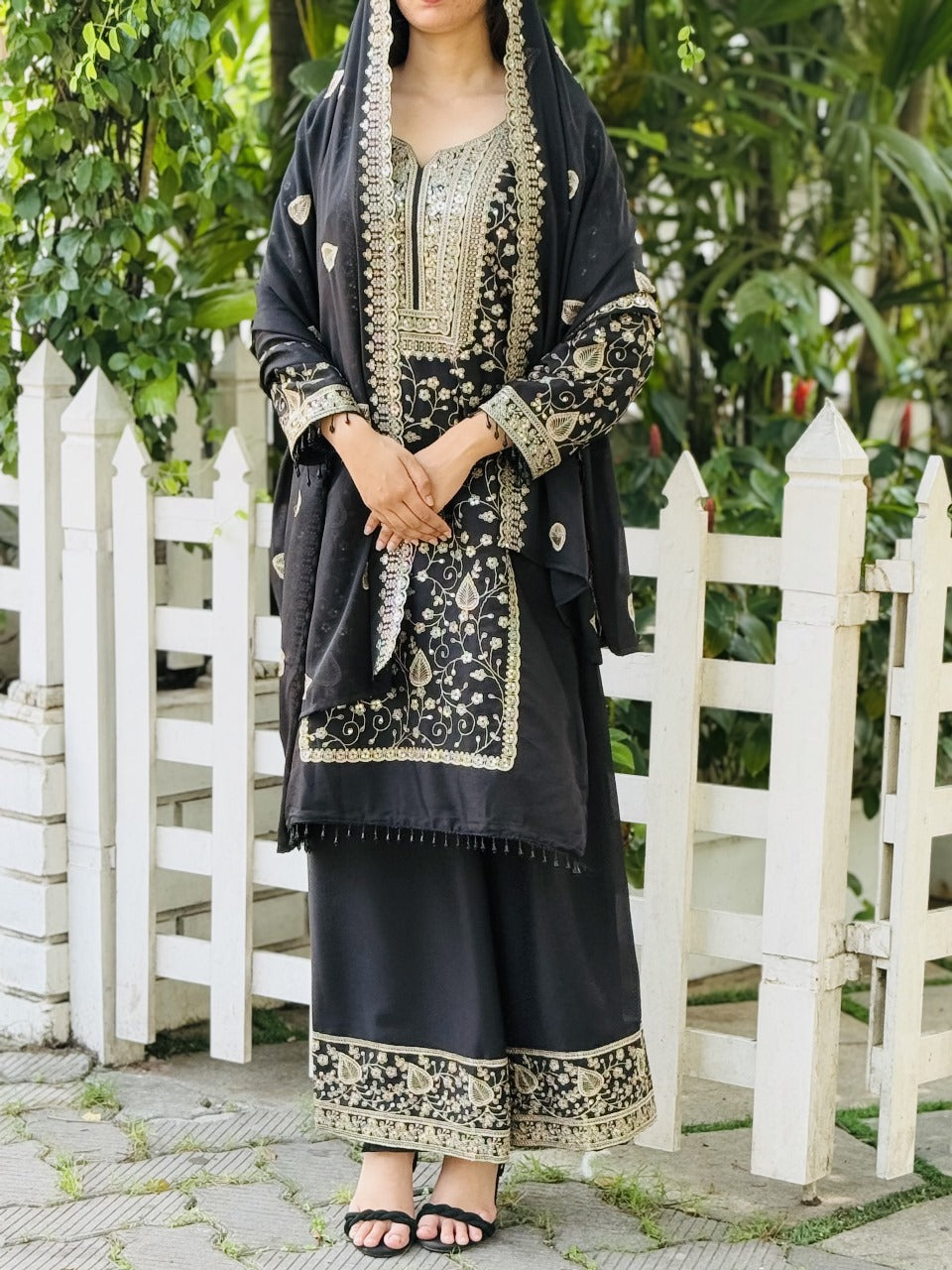 ✨AC7048-DESIGNER WEAR SEQUENCE EMBROIDERY ON STAR FOX GEORGETTE FABRIC TOP AND PLAZZO WITH DUPATTA🛍️