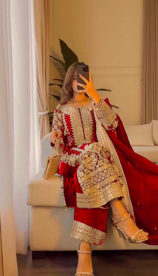 ✨ SR-1654 – Luxury Faux Georgette Embroidered Set ✨