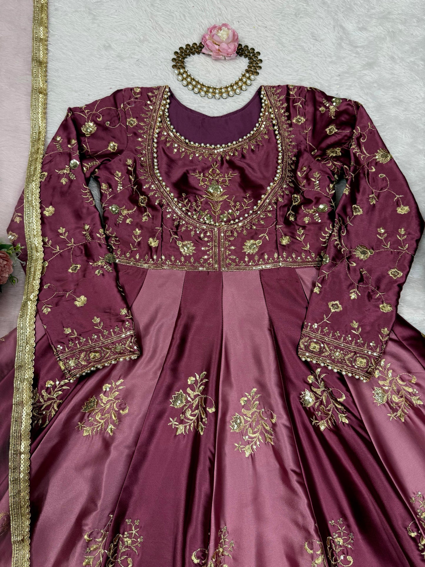 🌟💃 CODE -5917 🫴 Series Premium Anarkali Set – Elegance Redefined 💃🌟